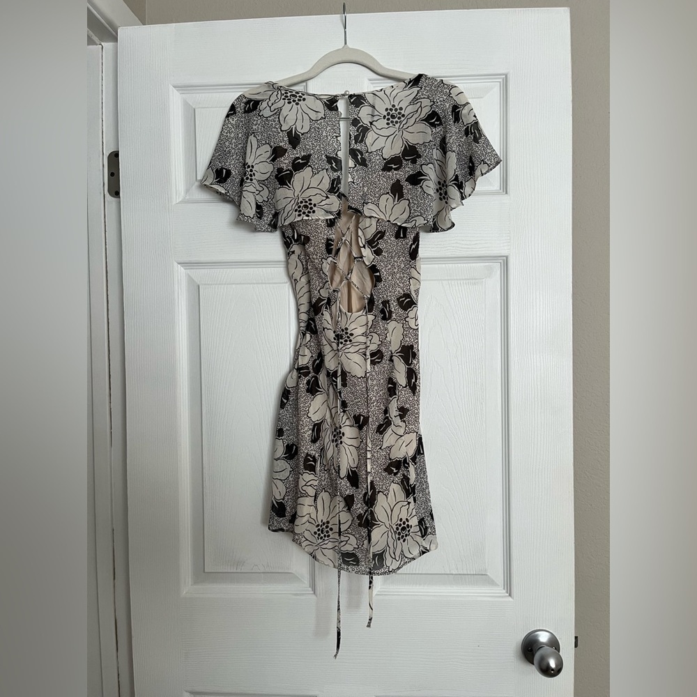 Floral Black and White Dress - Picture 3 of 6